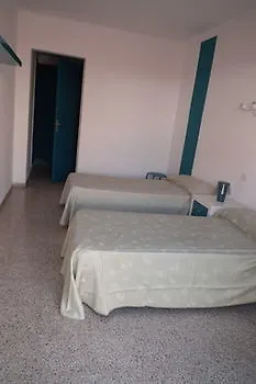 Hostal San Carlos Lloret de Mar Espanha